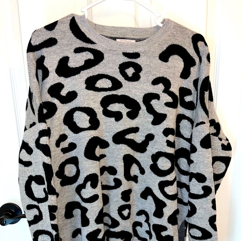 Mud Pie Gray and Black Leopard Print Sweater with Small Slit On Side
